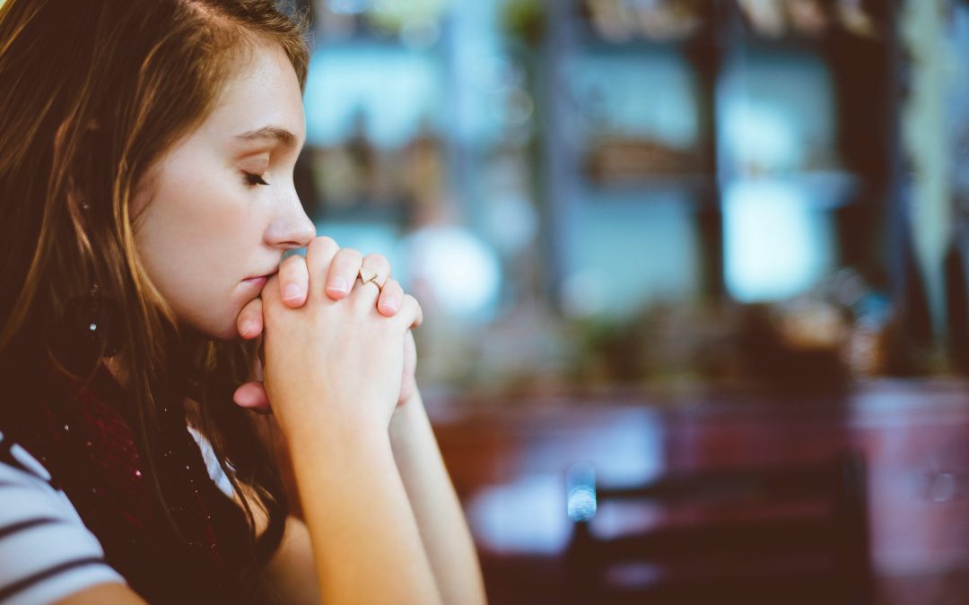 How to Process Grief: 3 Hidden Truths and a Healing Practice